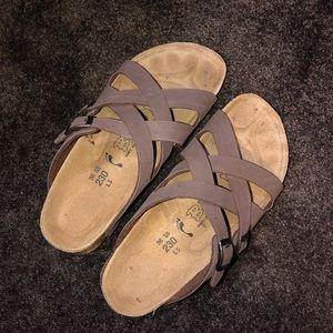 Birki’s size 7